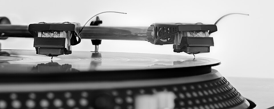 レコードプレーヤー